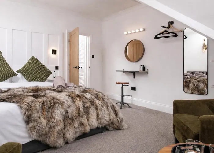 Brand New Stylish With Super King Bed In * Harrogate